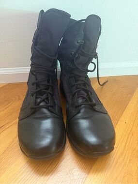 Danner Men’s Tachyon 8” GTX Waterproof Boots